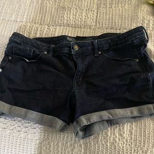 Denim shorts size 14/32